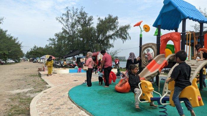 Menikmati Liburan Keluarga di Pantai Marina Semarang dengan Wahana Seru